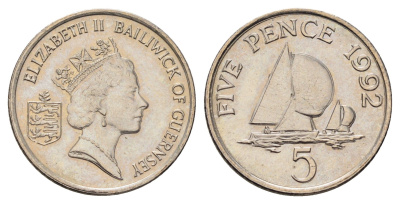 Гернси 5 пенсов 1992 Елизавета II (1952-2022), регата KM 42.2 медно-никель UNC 4682-448