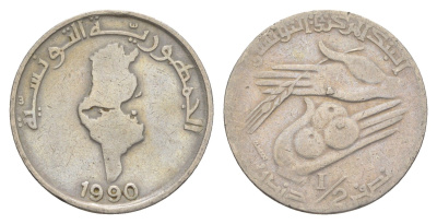 Тунис 1/2 динара 1990 KM 318 медно-никель 4513-134