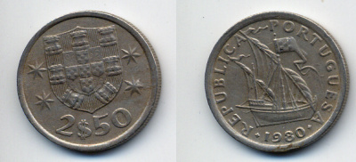 Португалия 2,5 эскудо 1980 парусник KM 590 медно-никель 29-424